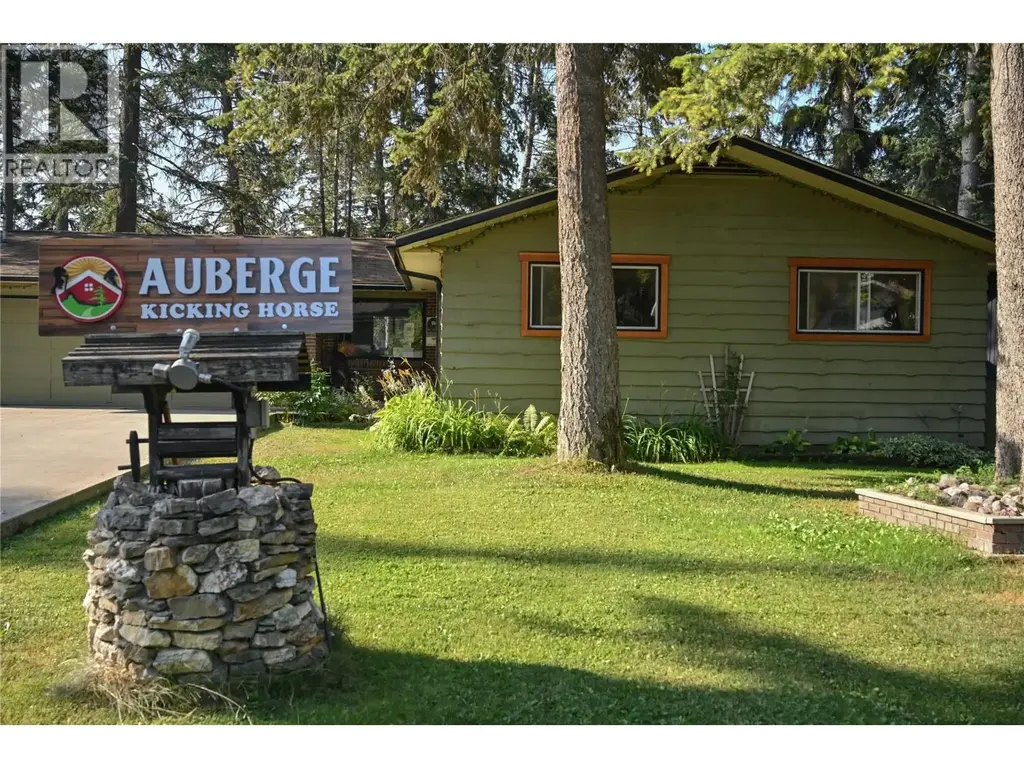 1306 Selkirk Drive, Golden
